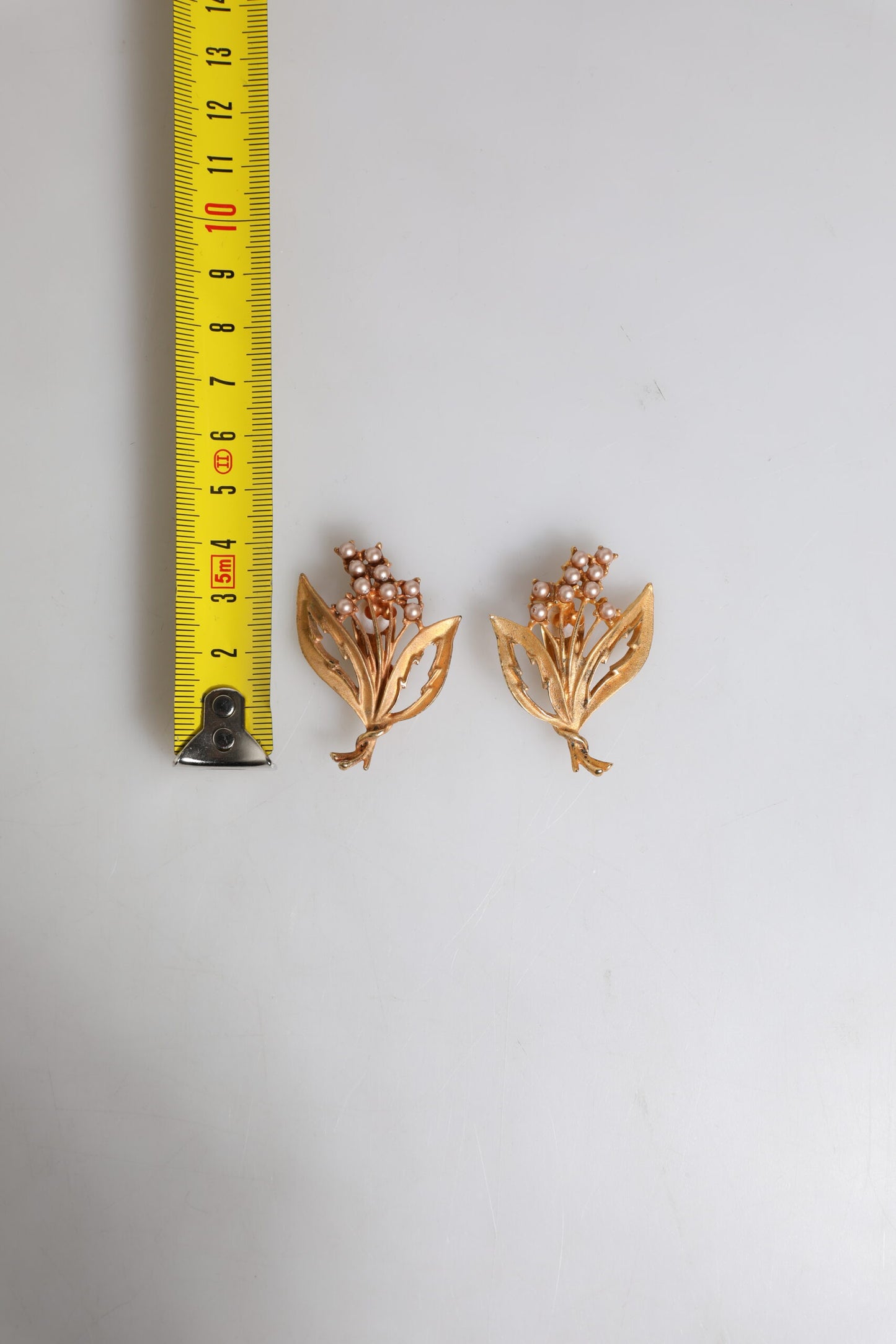Dolce & Gabbana Gold Tone Brass Lily Of The Valley Pearl Clip On Earrings