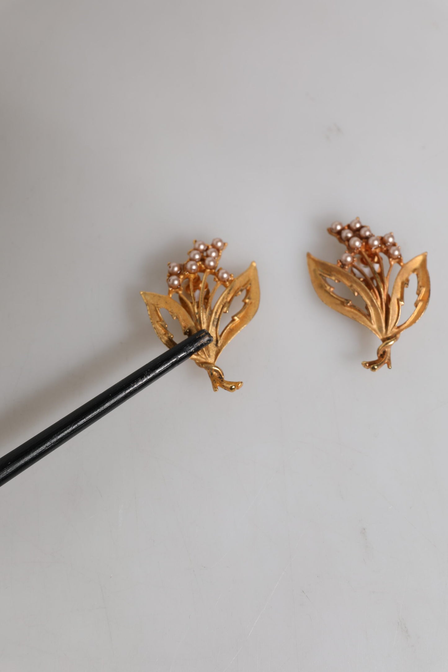 Dolce & Gabbana Gold Tone Brass Lily Of The Valley Pearl Clip On Earrings