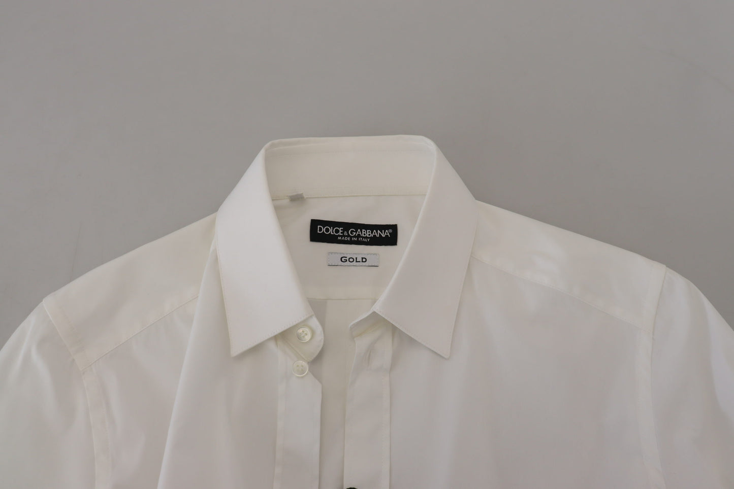 قميص دولتشي آند غابانا الأبيض المبهر بقصّة Slim Fit